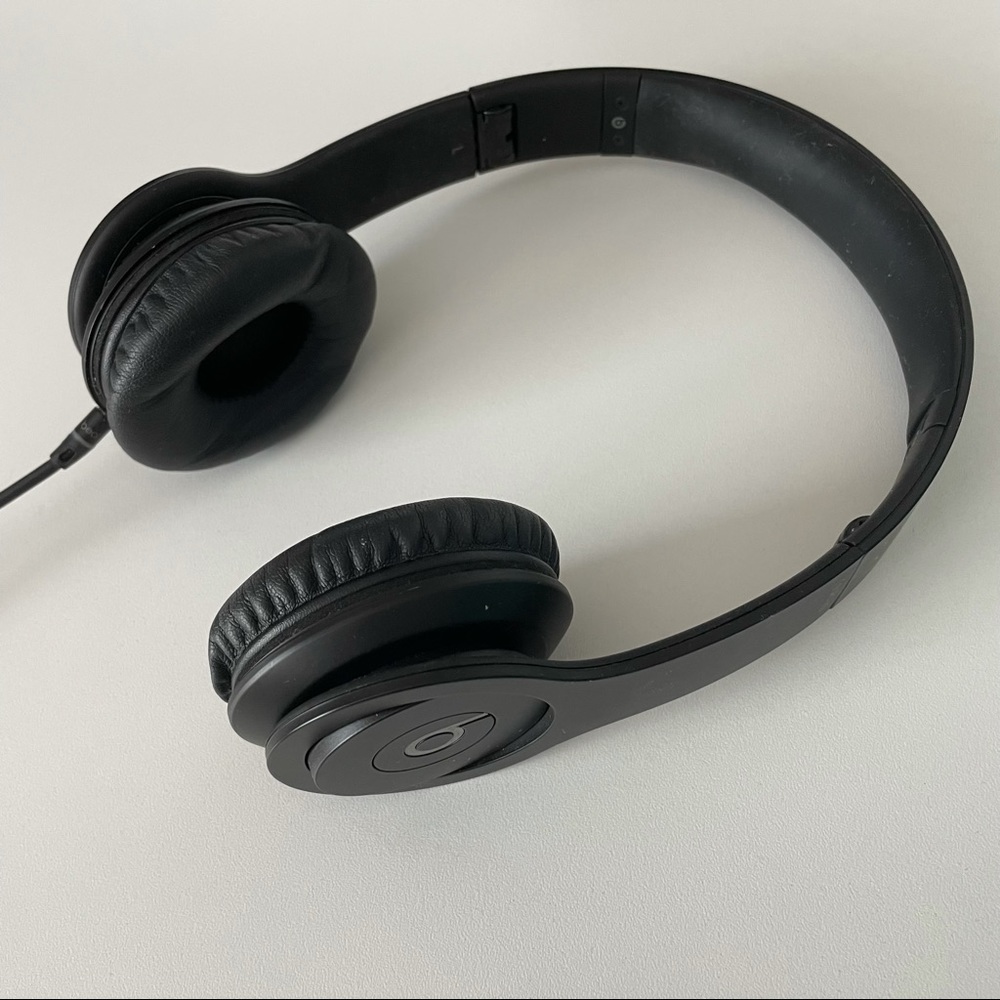 Beats by Dre Solo headphones